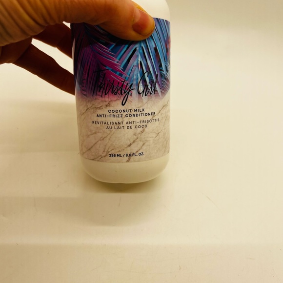 NWT Thirsty Girl Conditioner Coconut Milk Revitalizing Anti-Frizz 8.0 oz - Picture 3 of 4